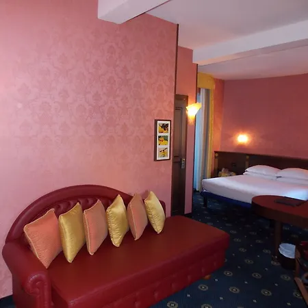 Hotell Western 4*