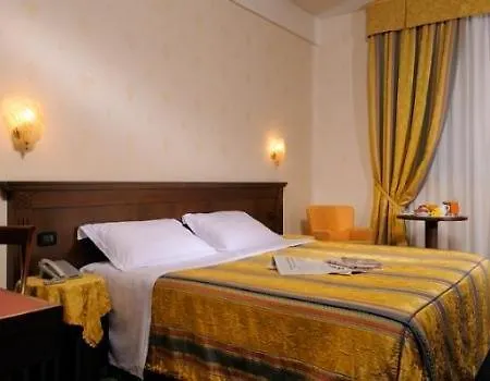 Готель Western 4*